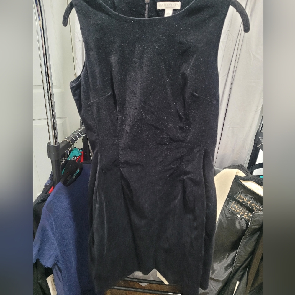 Eva Mendes black velvet dress